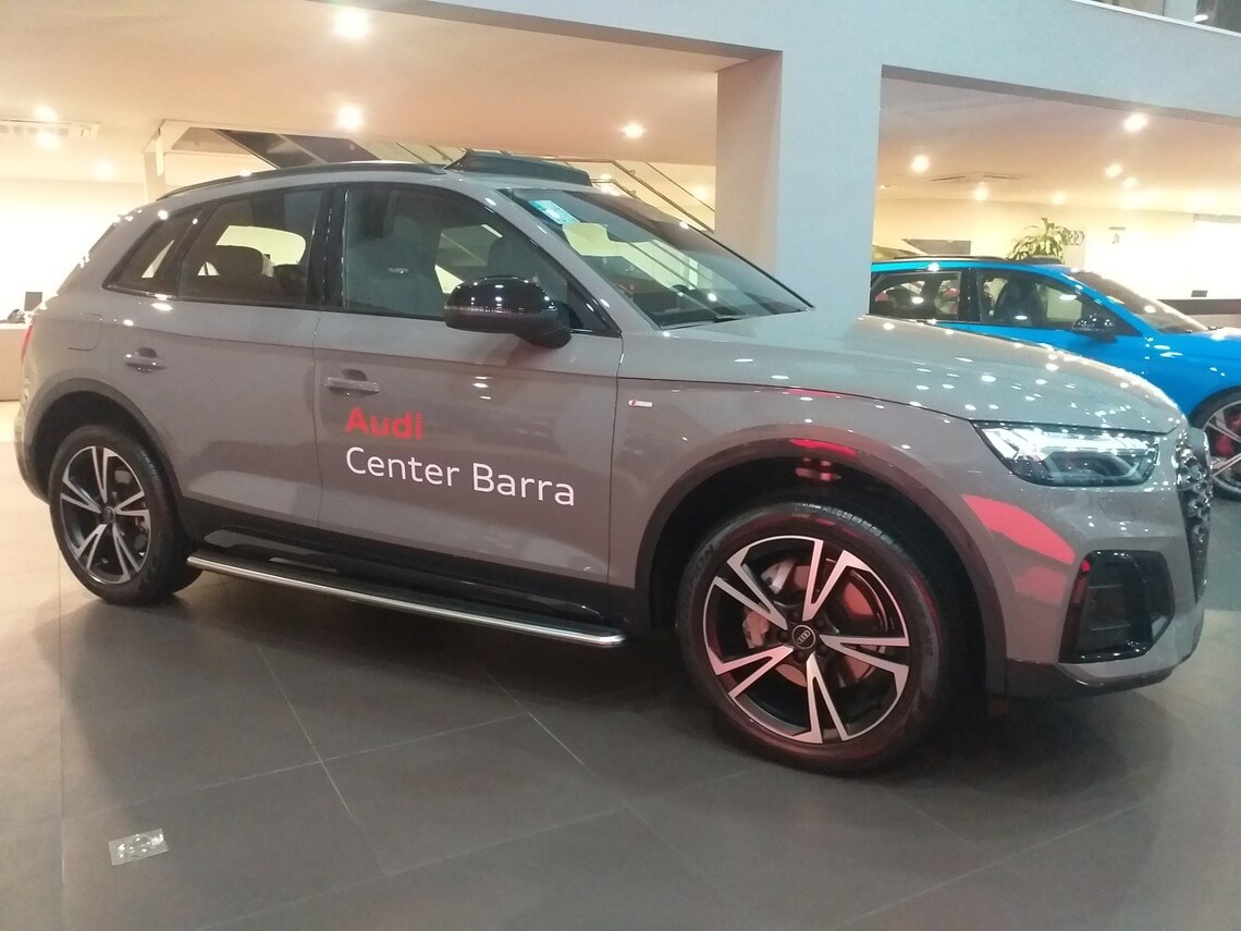 Comunicação Visual Audi Center Barra